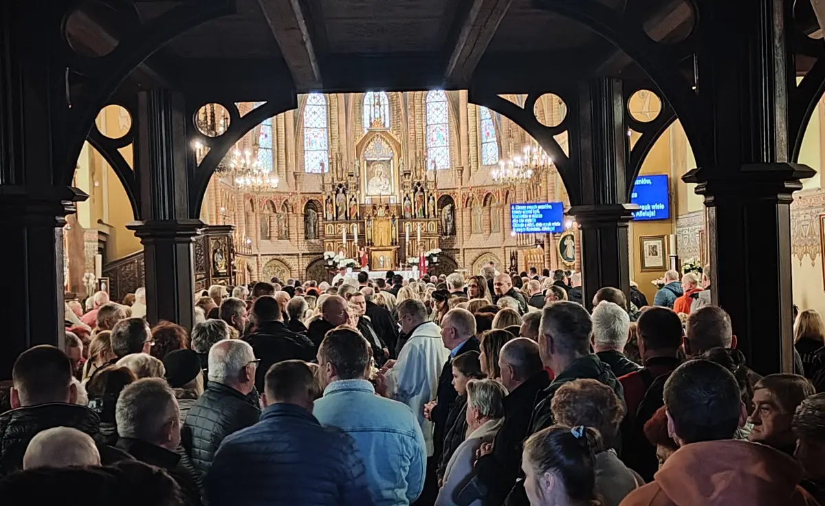 Wnętrze gietrzwałdzkiego sanktuarium